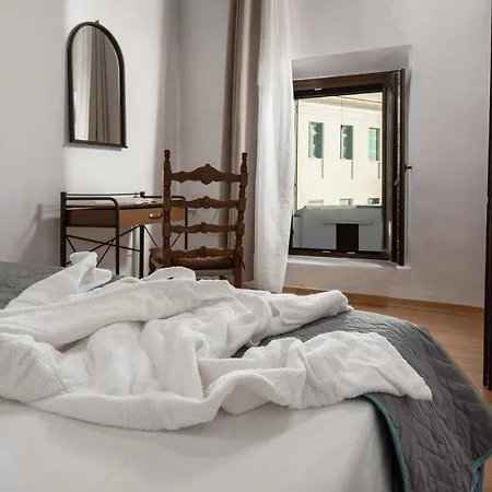 Castle Memories Aparthotel *